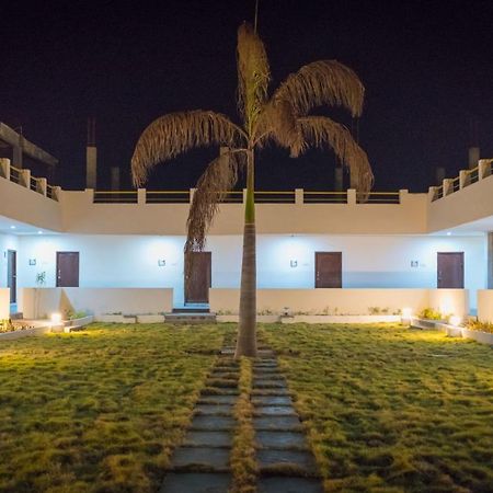 Seagull Beach Resort Chirala Екстер'єр фото