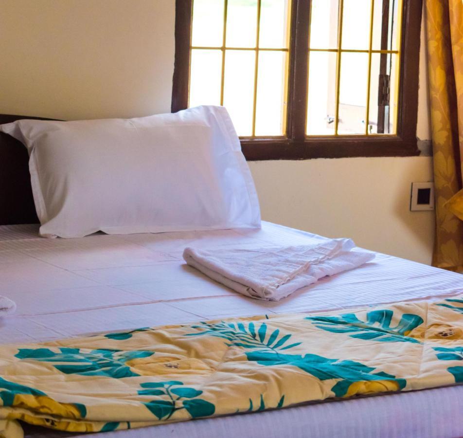 Seagull Beach Resort Chirala Екстер'єр фото
